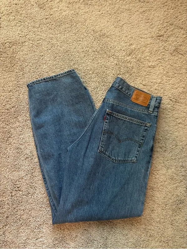 Levi’s Baggy Dad Jeans - Image 2