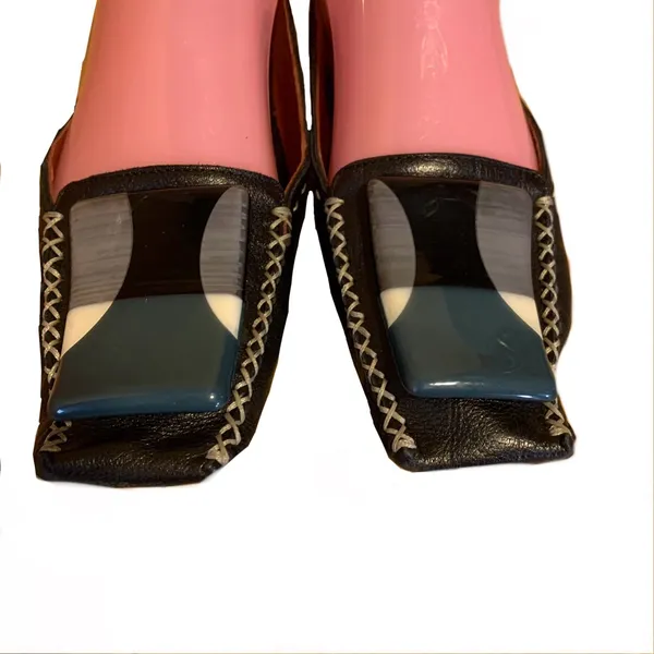 Marc Jacobs Black Leather Driving Loafer Shoes With Teal & Cream Decor (36.5) - Image 5