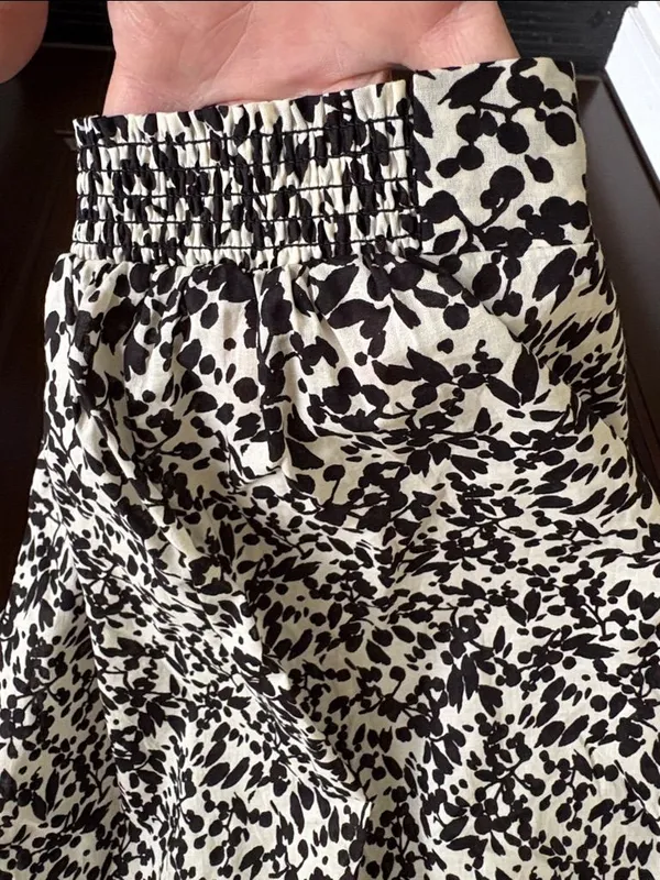 Like New Madewell Ruffle Floral Button Front Top Size Large - Image 12