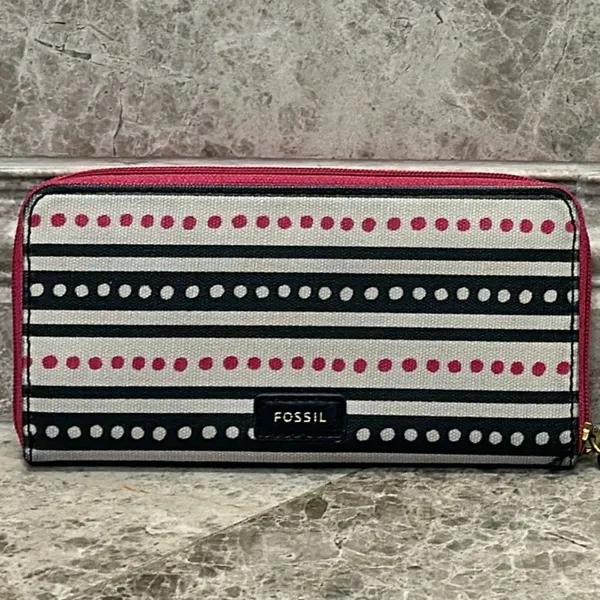 Fossil Eliza Zip Around Clutch Wallet - Image 3