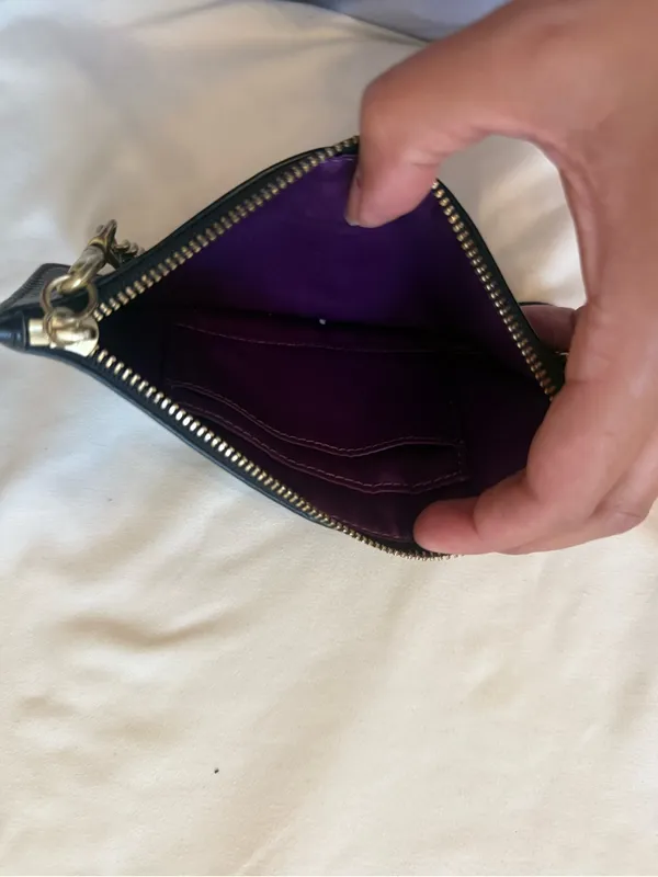 COACH | Madison wristlet black and gold - Image 6