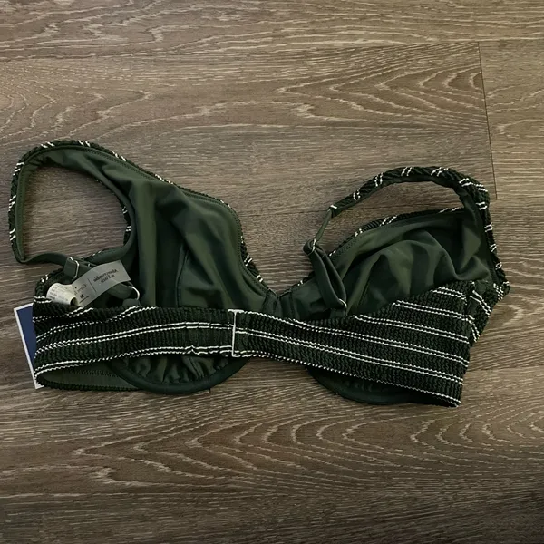 NWT Abercrombie & Fitch Curve Love Strap Underwire Green Bikini Top. Size Medium - Image 6