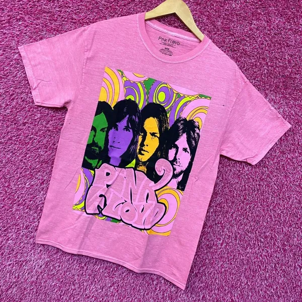 Pink Floyd Pink Rock Tshirt Size Medium - Image 3
