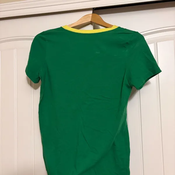 Oregon Ducks T Shirt Women's Small Nike V Neck Green Yellow Short Sleeve - Image 3