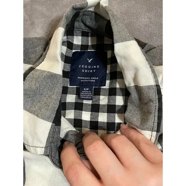 American Eagle Buffalo Plaid Jegging Shirt SZ Small Long Sleeve‎ Button Up - Image 3