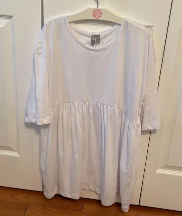 ♥️ 3/$12 NWT ASOS Maternity Oversized Casual Smock Top in White - Image 3