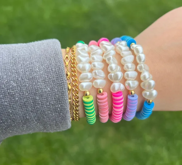 Handmade Light Pink Freshwater Pearl Bracelet - Image 3