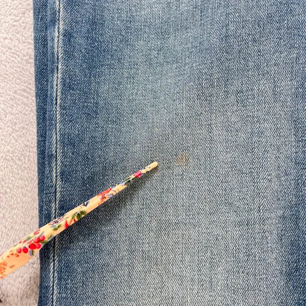 Good American Good Legs Flare Jeans Cashmere Blend Split Back Pocket Size 4 / 27 - Image 9