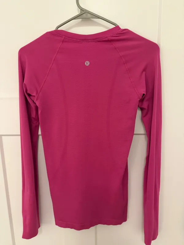 Lululemon Swiftly Tech Long Sleeve - Image 2