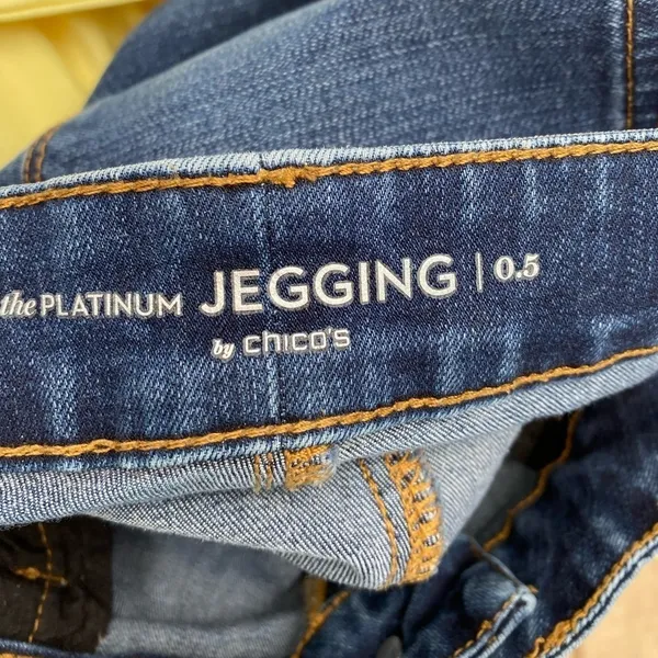 Chico's Platinum‎ Jeggings - Image 5
