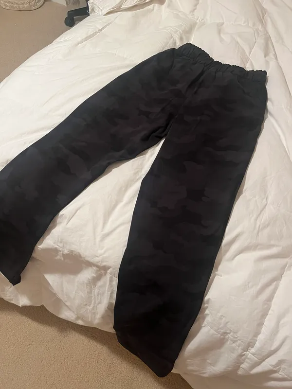 Lululemon Camo Pant - Image 3