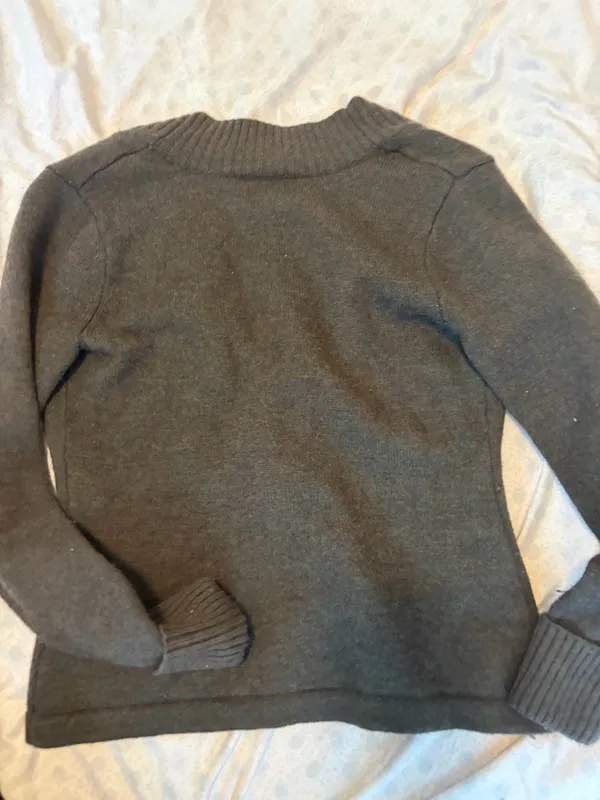 Old navy gray waffle long sleeve shirt - Image 6
