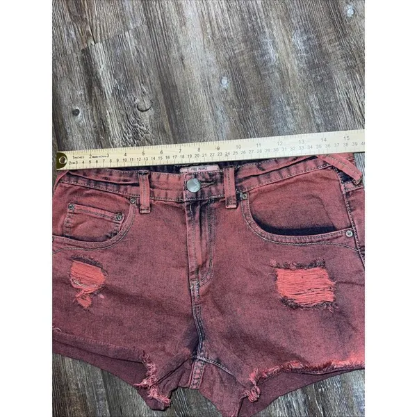 Free People Red Boho Hippie Grunge Emo Goth Distressed Cut Off Y2K Denim Short‎ - Image 4