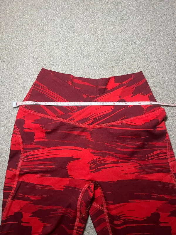 Alphalete Surface Power Leggings Infrared Canvas Camo Size XS - Image 5