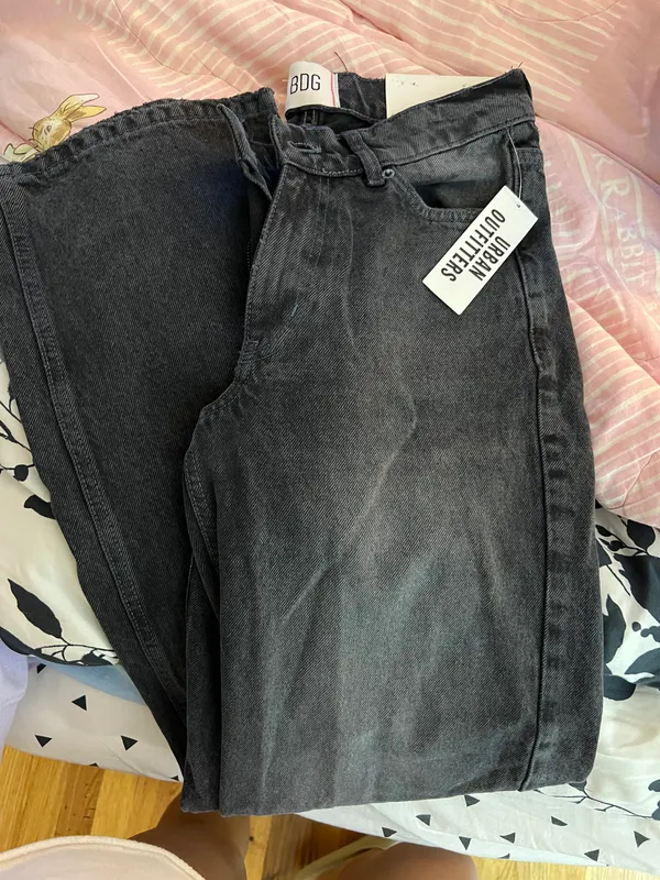 BDG dipped v front wide leg jeans - Image 4