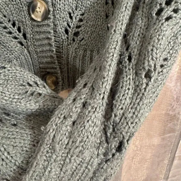 American Eagle Olive Green Pointelle Open Knit Cropped Cardigan XS - Image 6