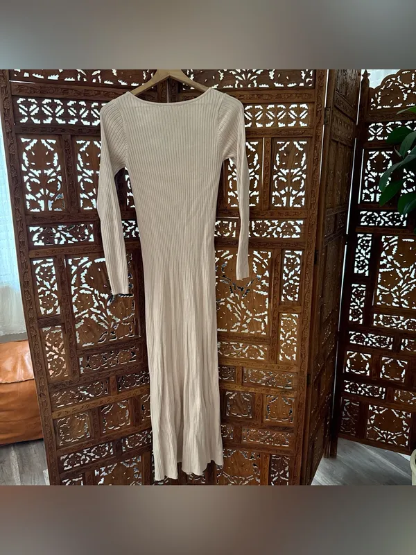 ASTR long sleeve sweater dress - Image 6