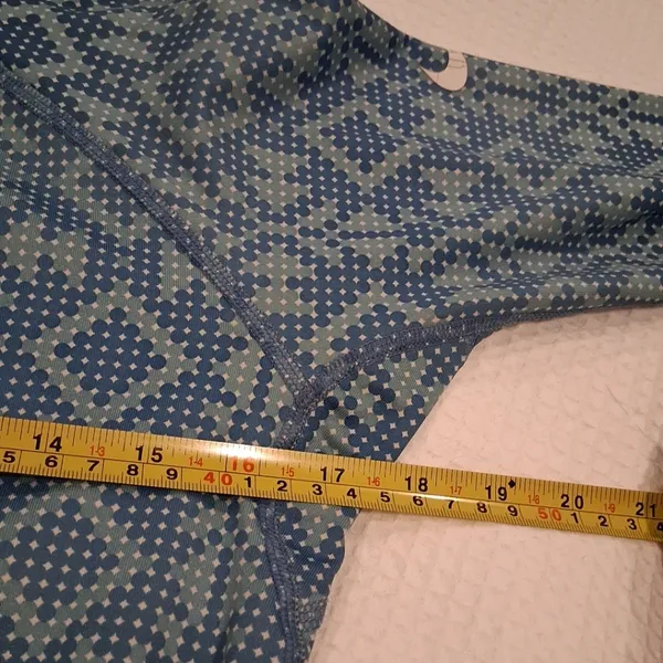 Nike Blue Patterned Long-Sleeve Top - Image 8
