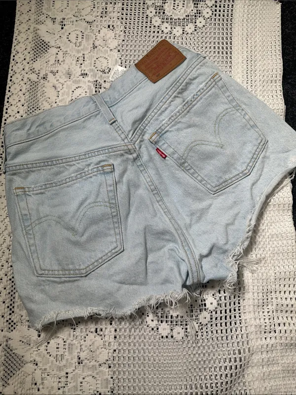Levi’s Light Wash Distressed Women’s Denim Shorts‎ - Image 4