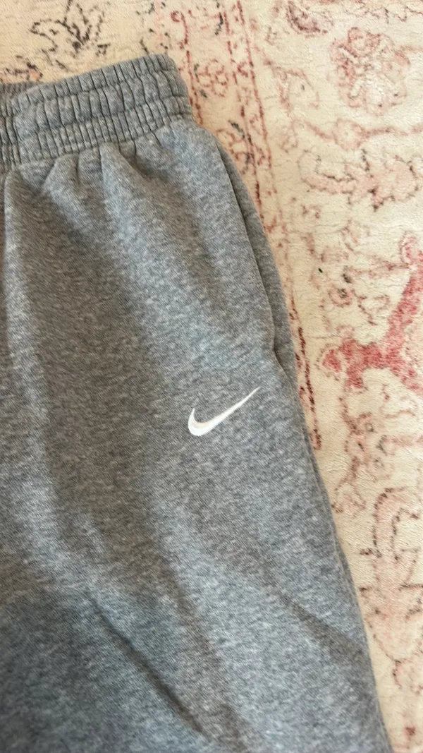 Grey Nike Sweatpants - Image 4