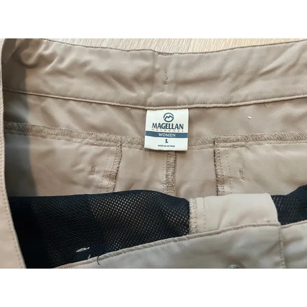 Magellan Outdoors Shorts Womens L Khaki Fishing Outdoors Falcon Lake Shorty Stretch UV - Image 5