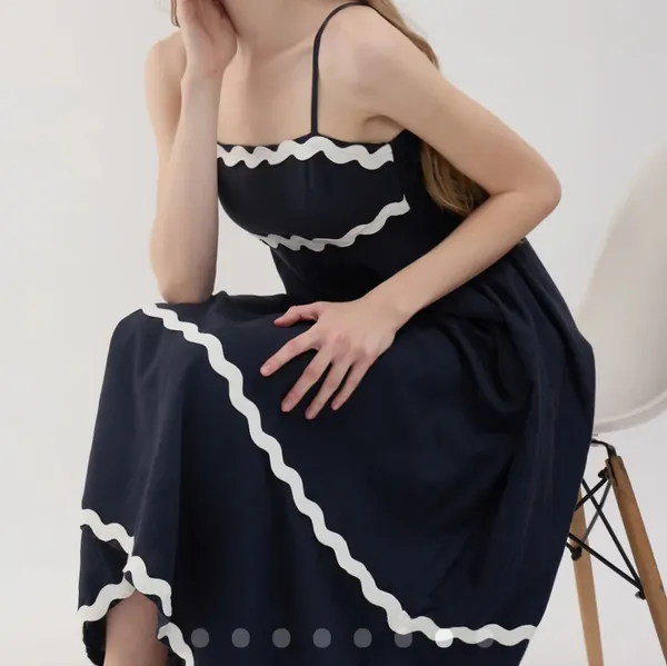 NEW SIM & SAM Linen Blend Navy w/White Trim Tiered Midi Dress M - Image 2