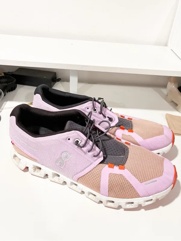 On Cloud 5 Push Sneakers Low Top Sneakers Light Purple Pink Size 10 - Image 3
