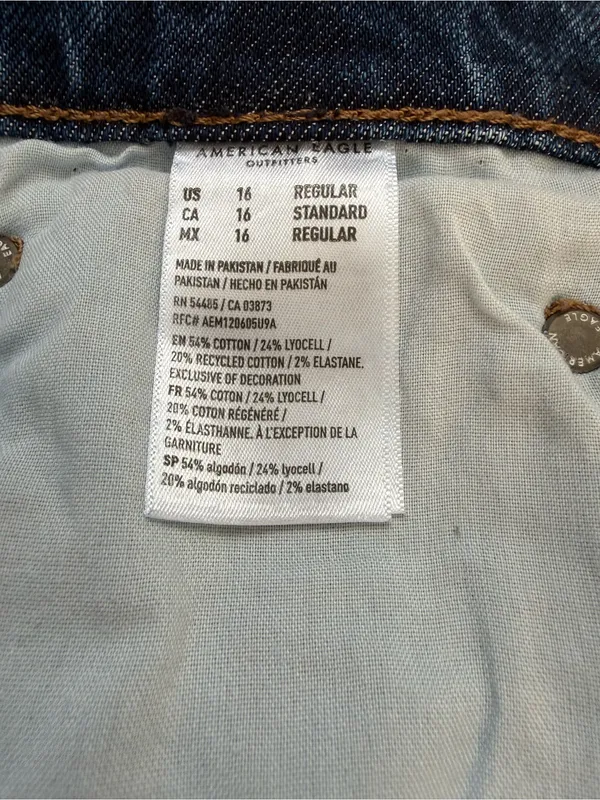 American Eagle Outfitters Mid-Rise Straight Leg Jeans Stove Pipe Dark Blue Wash - Image 9