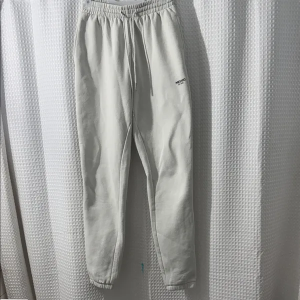 Meshki Unisex Joggers in Cream Size Small - Image 2