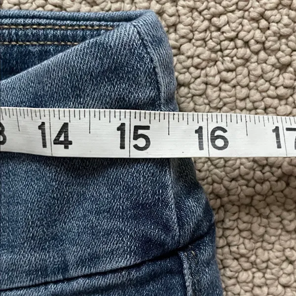 Rock & Republic Blue Skinny Jeans with Eyelet Detail - Image 8