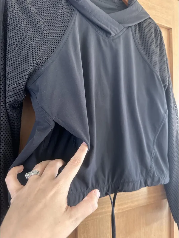 Lululemon Catch a Breeze Hooded Pullover Mesh Sleeves Black Women’s XS LW3BYWS - Image 5