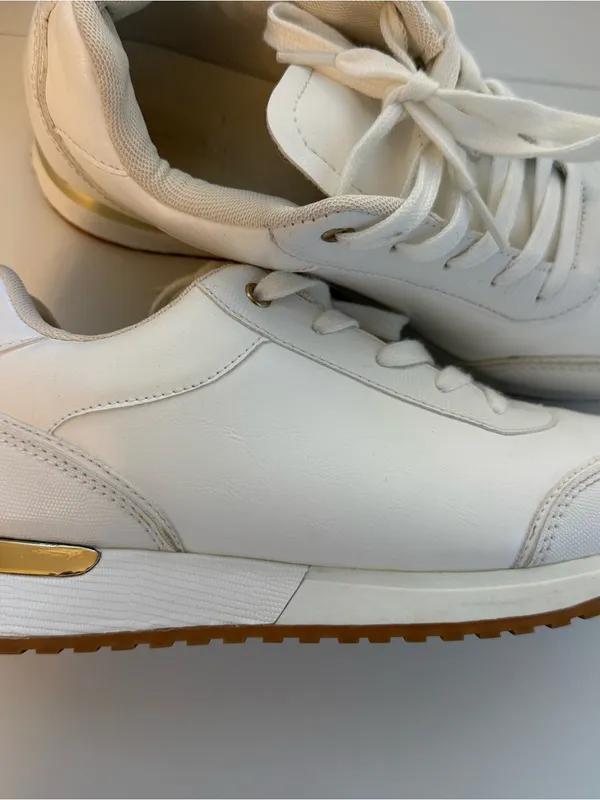 White Women's Platform Sneakers with Gold Accent, stylish, punky - Image 3