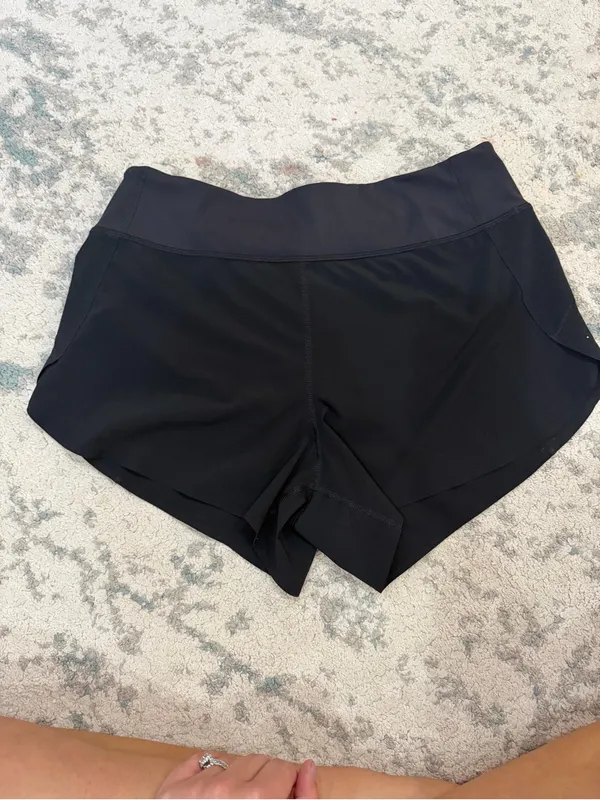 Athleta Run With It 3.5” Shorts Women’s M Black Lined Running Athletic - Image 2