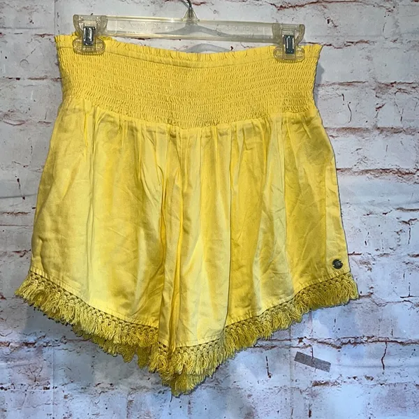 Roxy Endless beauty beach shorts yellow M pull on lightweight stretch - Image 2