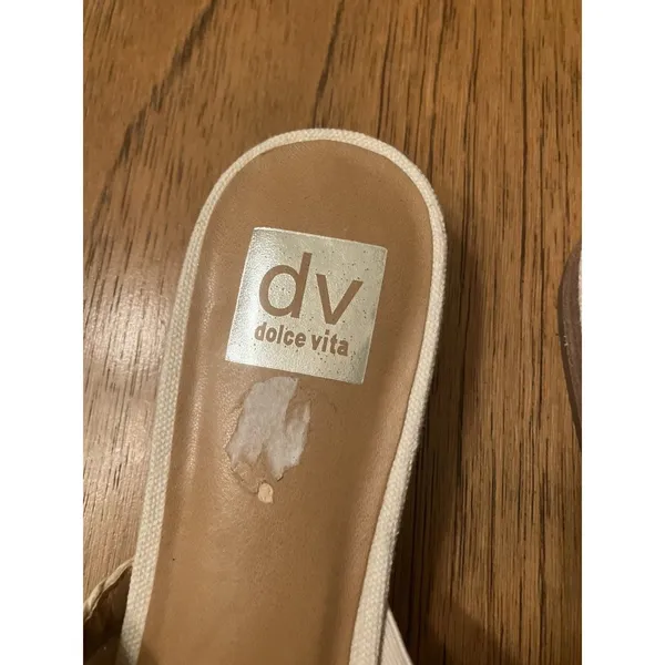 DV by Dolce Vita Women's 9.5 Beige Dooley Raffia Pointed Toe Mule Flats - Image 2