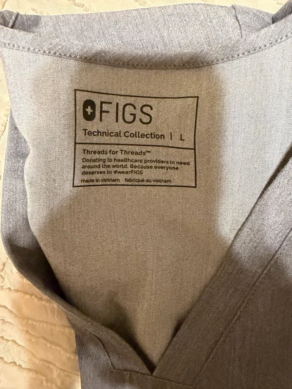 Fig Scrubs - Image 4
