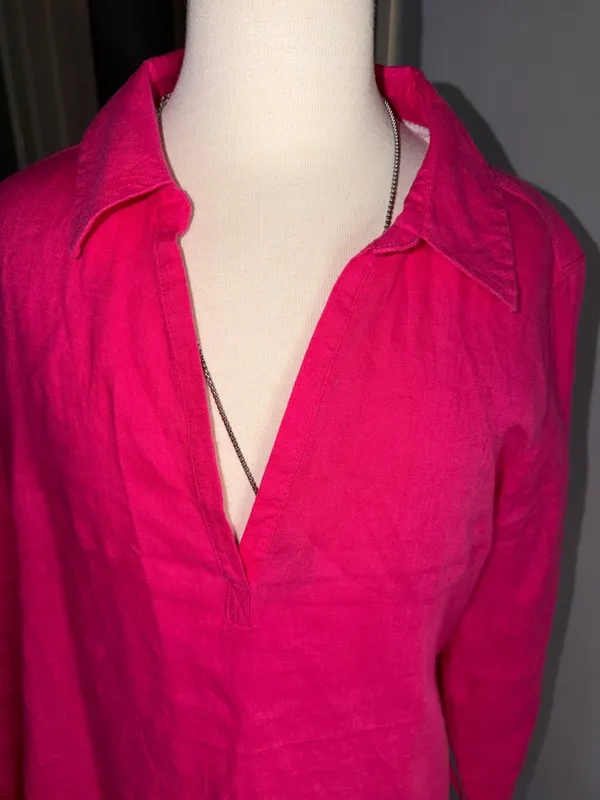 Isaac Mizrahi 100% Linen Bright Pink Linen V-Neck Tunic - Image 2