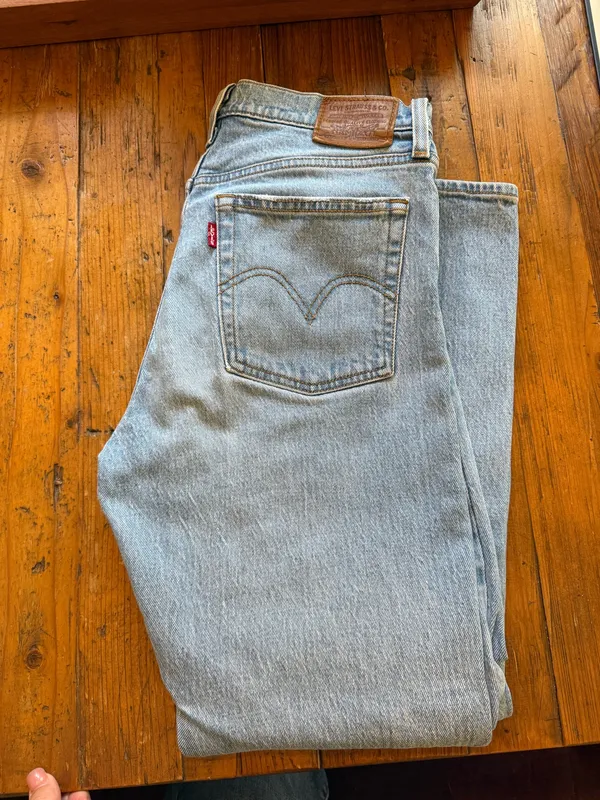 Levi's Wedgie Fit Jeans - Image 3