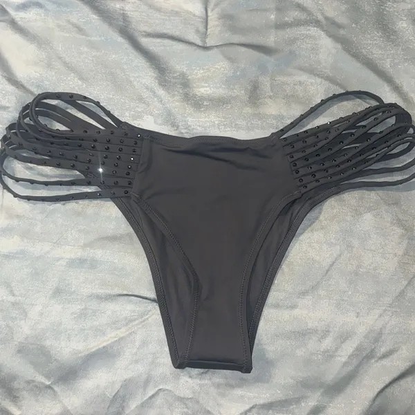Skims rhinestone swim strappy bikini bottom in gunmetal size 2X - Image 2