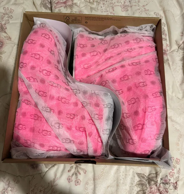 UGG Pink s - Image 8