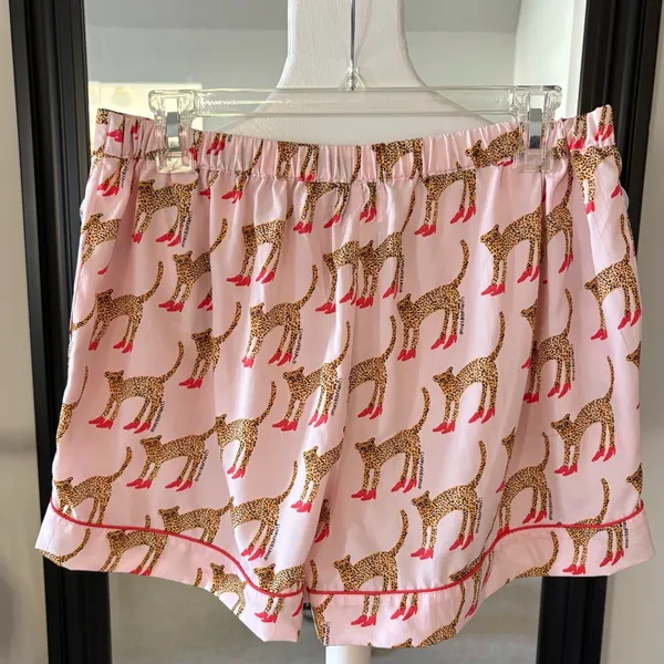BOUFFANTS & BROKEN HEARTS High Heel Leopard Pajama Short Set Size M - Image 6