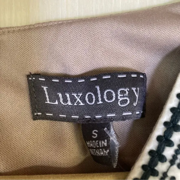 Luxology Taupe Sleeveless Embroidered Sequin V-Neck Shift‎ Dress Y7365114 - Image 9