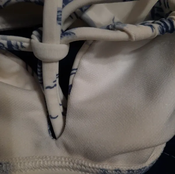 Hollister Swim Bikini Top Size Small - Image 6