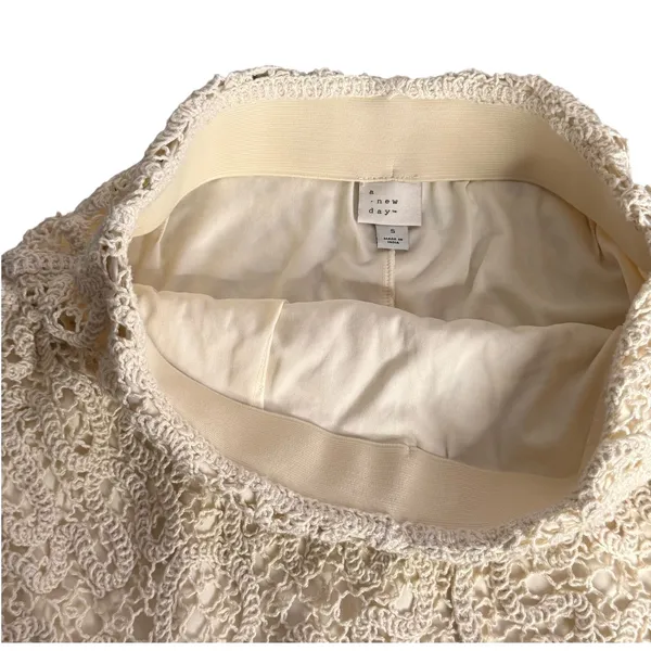 A New Day BOHO Crochet Lace Overlay Mini Skirt Cream‎ Beige Open Knit Festival Size S - Image 2