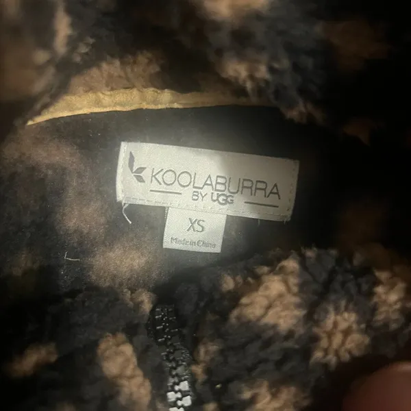 Koolaburra by Ugg animal print xs pullover‎ Black - Image 9