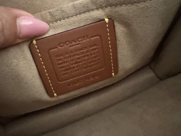 Pink Coach Shoulder Crossbody Bag - Image 4