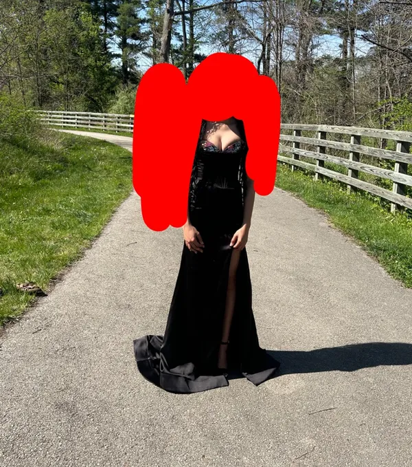 Amarra Prom dress - Image 4