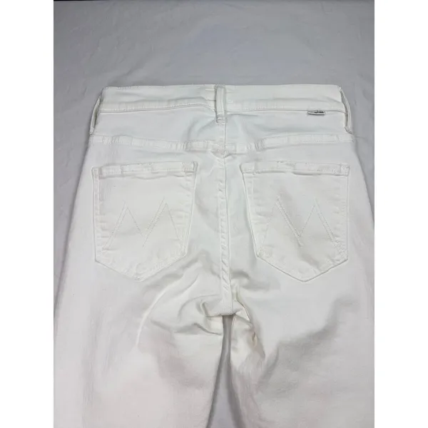 Mother The Insider white crop step fray jeans. Size 26. quiet luxury, coastal - Image 9