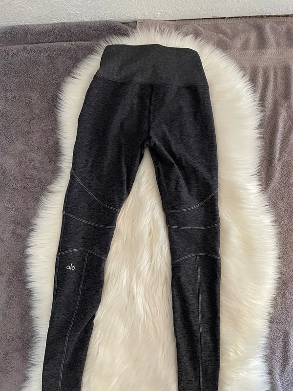 Alo Alosoft Revel Leggings Black/Gray Heathered - Image 6