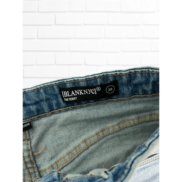 Blank NYC Shorts Women's Sz 26 The Perry Mom Shorts Blue‎ Cotton Pockets - Image 3